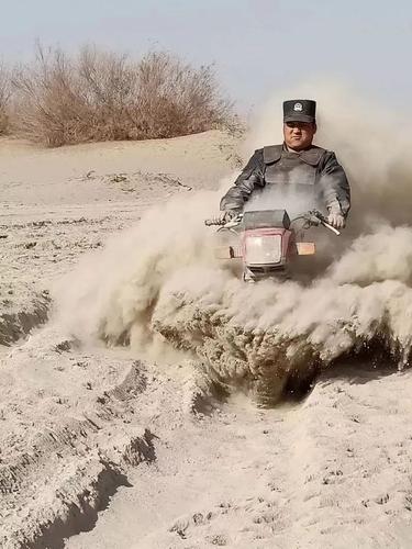 阿拉尔民警走访05