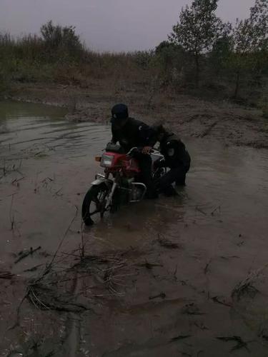 阿拉尔民警走访06