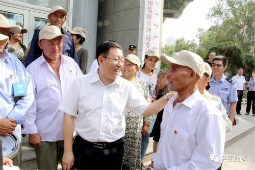夏河的亲戚来乌鲁木齐啦 夏河的亲戚来乌鲁木齐啦